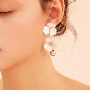 Flower Decor Bar Drop Earrings